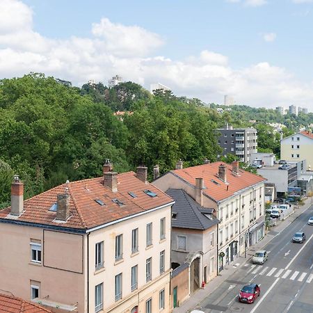 B&B Hotel Lyon Ouest Tassin Exteriör bild