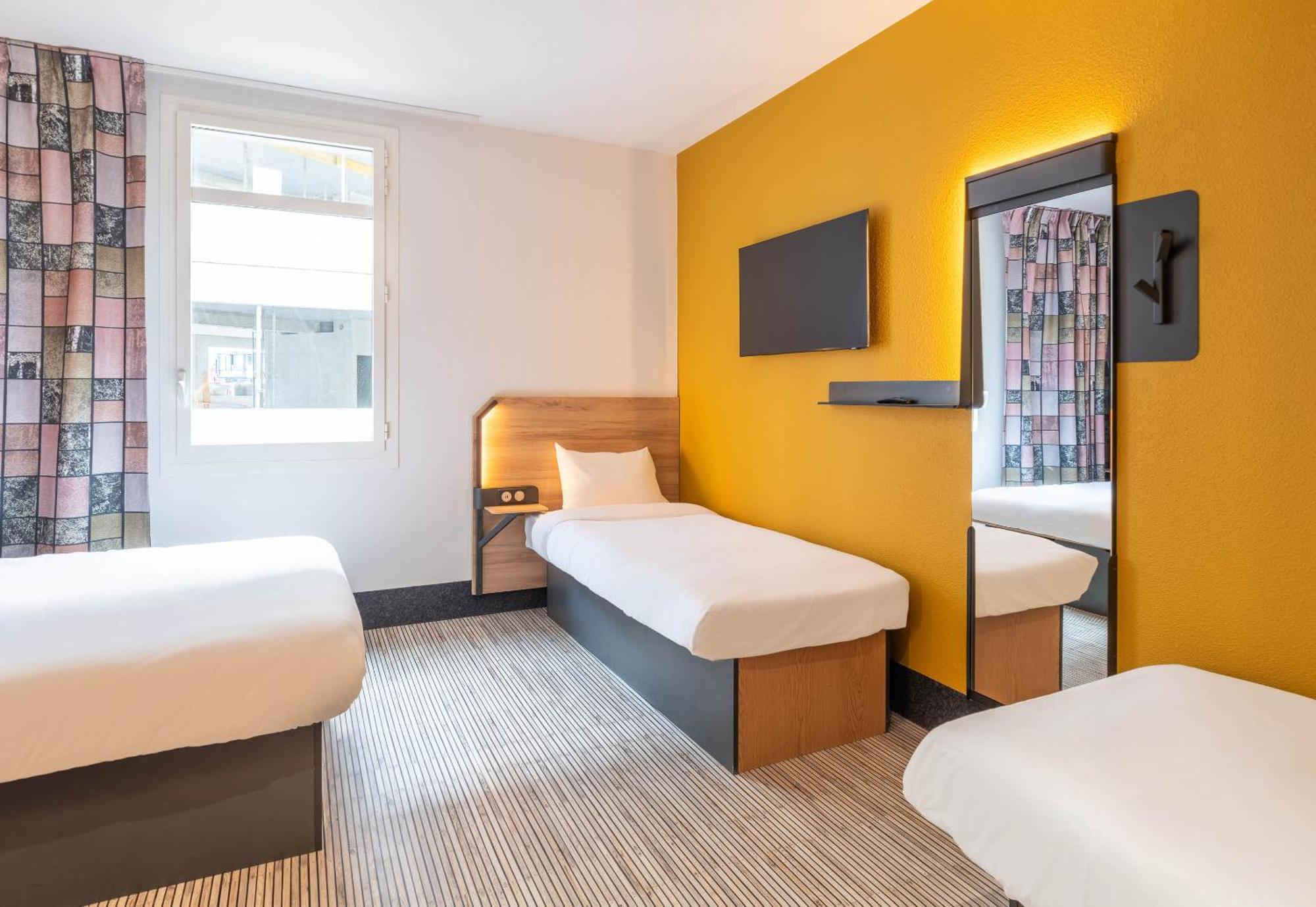 B&B Hotel Lyon Ouest Tassin Exteriör bild