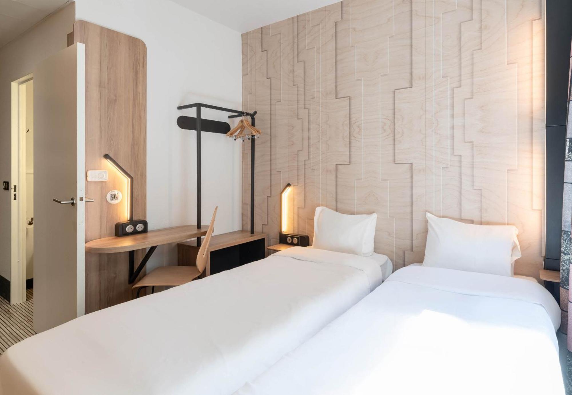 B&B Hotel Lyon Ouest Tassin Exteriör bild